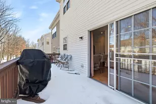 2118 Capstone Cir, Herndon, VA 20170 - Photo 17