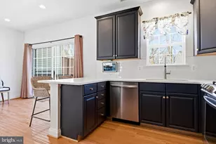 2118 Capstone Cir, Herndon, VA 20170 - Photo 25