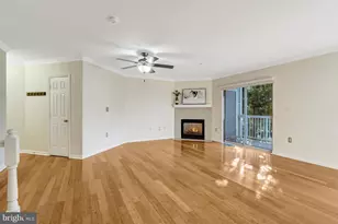 12851 Fair Briar Ln, Fairfax, VA 22033 - Photo 3