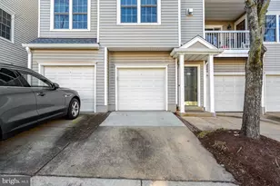 12851 Fair Briar Ln, Fairfax, VA 22033 - Photo 29