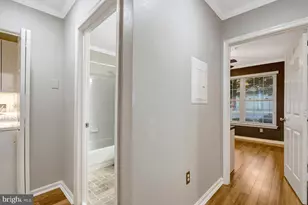 12851 Fair Briar Ln, Fairfax, VA 22033 - Photo 25