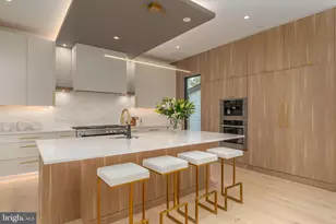 104 Mashie Ct SE, Vienna, VA 22180 - Photo 9