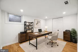 6347 Chimney Wood Ct, Alexandria, VA 22306 - Photo 5