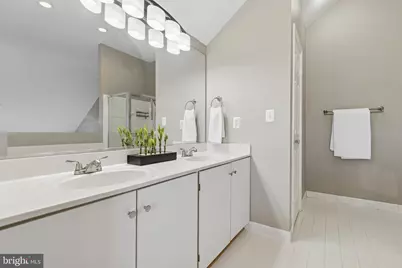 2558 James Monroe Circle, Herndon, VA 20171 - Photo 17