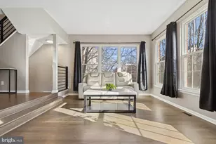 2558 James Monroe Cir, Herndon, VA 20171 - Photo 3