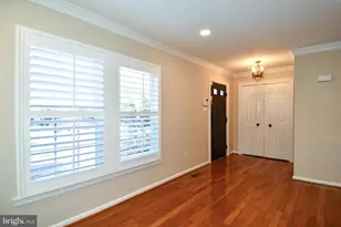 3891 Mohr Oak Ct, Fairfax, VA 22033 - Photo 5