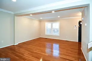 3891 Mohr Oak Ct, Fairfax, VA 22033 - Photo 7