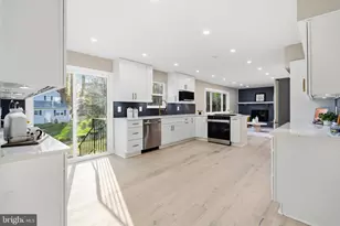 1840 Post Oak Trail, Reston, VA 20191 - Photo 11