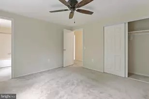 9938 Wood Wren Ct, Fairfax, VA 22032 - Photo 11