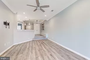 11262 Harbor Ct, Reston, VA 20191 - Photo 17