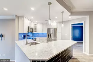 11262 Harbor Ct, Reston, VA 20191 - Photo 5