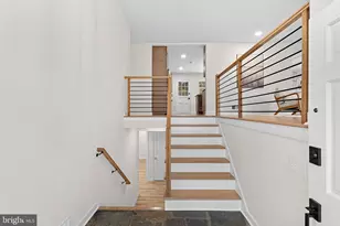 3313 Mill Springs Dr, Fairfax, VA 22031 - Photo 5