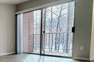 3322 Woodburn Village Dr, Annandale, VA 22003 - Photo 5