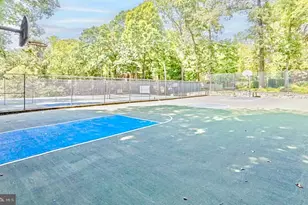 3322 Woodburn Village Dr, Annandale, VA 22003 - Photo 33