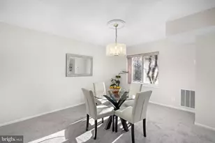 8380 Greensboro Dr, McLean, VA 22102 - Photo 5