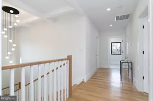 6818 Barrett Rd, Falls Church, VA 22042 - Photo 39