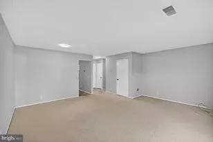 2532 Glengyle Dr, Vienna, VA 22181 - Photo 9