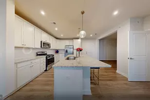 3925 Fair Ridge Dr, Fairfax, VA 22033 - Photo 11