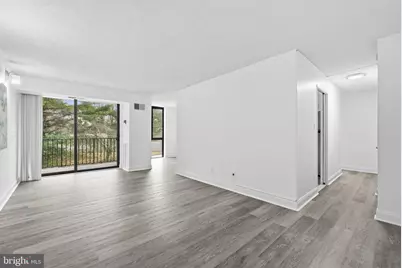 2311 Pimmit Drive #105, Falls Church, VA 22043 - Photo 3