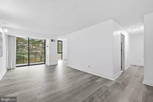 2311 Pimmit Dr, Falls Church, VA 22043 - Photo 3