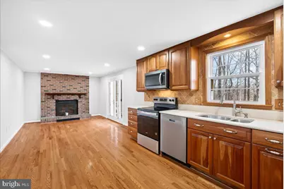 8300 White Star Court, Springfield, VA 22153 - Photo 9