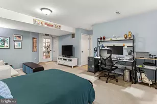 8445 Carmela Cir, Springfield, VA 22153 - Photo 9