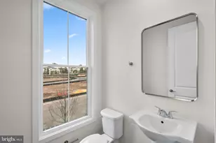 13904 Aviation Pl, Herndon, VA 20171 - Photo 21