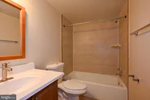 1420 Northgate Square, Reston, VA 20190 - Photo 9