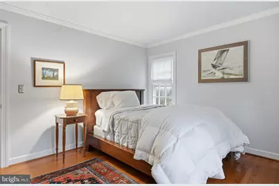 956 Walker Road, Great Falls, VA 22066 - Photo 35