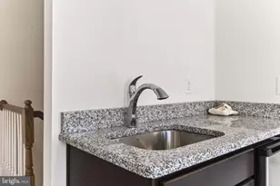 3847 Rainier Dr, Fairfax, VA 22033 - Photo 47