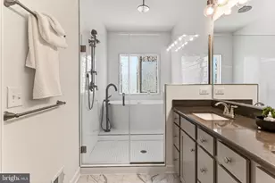 3847 Rainier Dr, Fairfax, VA 22033 - Photo 35