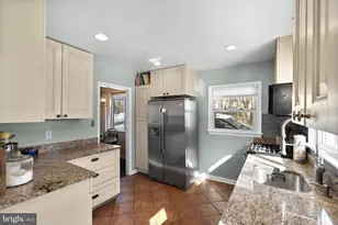 7005 Grove Rd, Alexandria, VA 22306 - Photo 15