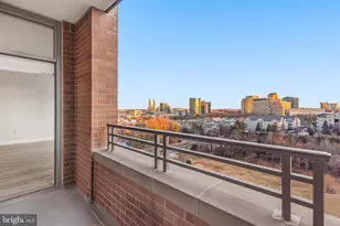 8220 Crestwood Heights Dr, McLean, VA 22102 - Photo 23