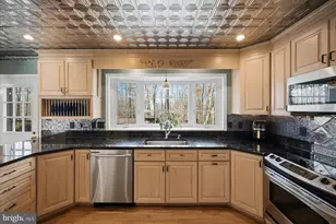 12215 Henderson Rd, Clifton, VA 20124 - Photo 7