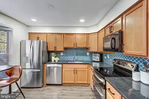 5625 Independence Cir, Alexandria, VA 22312 - Photo 11