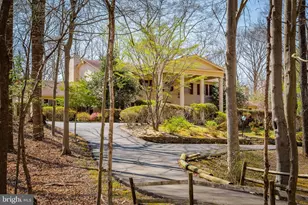 10525 Summerwind Ln, Fairfax Station, VA 22039 - Photo 7
