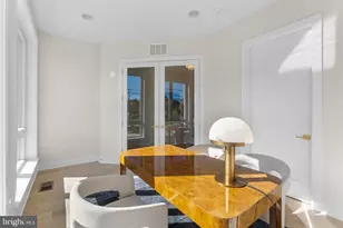 7047 Liberty Ln, McLean, VA 22101 - Photo 11