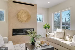 104 Dogwood St SW, Vienna, VA 22180 - Photo 9