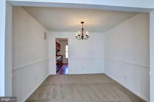 9473 Cloverdale Ct, Burke, VA 22015 - Photo 13