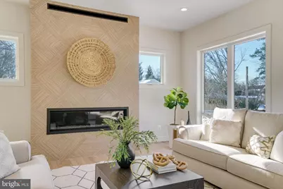 107 Moore Avenue SE, Vienna, VA 22180 - Photo 9