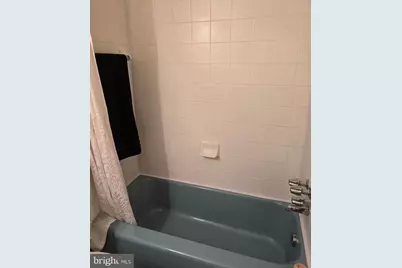 214 Locust Street SE #121, Vienna, VA 22180 - Photo 17