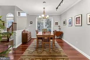 1081 Trevino Ln, Herndon, VA 20170 - Photo 3