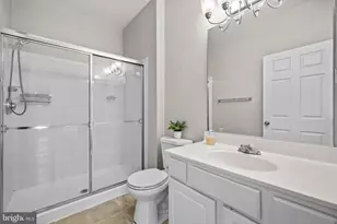 11338 Westbrook Mill Ln, Fairfax, VA 22030 - Photo 15