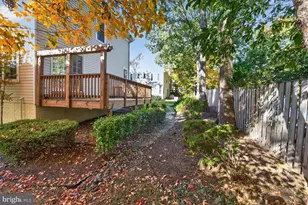 6338 Alderman Dr, Alexandria, VA 22315 - Photo 43