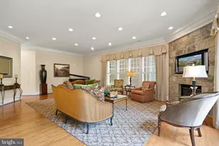 7212 Farm Meadow Ct, McLean, VA 22101 - Photo 11