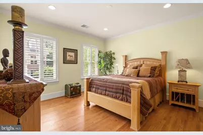 7212 Farm Meadow Court, McLean, VA 22101 - Photo 27