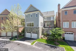 7212 Farm Meadow Ct, McLean, VA 22101 - Photo 5