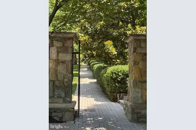 7212 Farm Meadow Court, McLean, VA 22101 - Photo 45