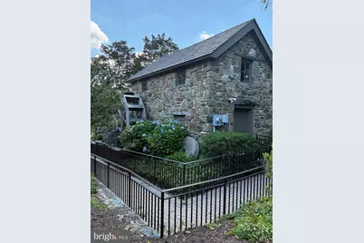 7212 Farm Meadow Court, McLean, VA 22101 - Photo 47