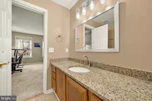 2225 Lovedale Ln, Reston, VA 20191 - Photo 23